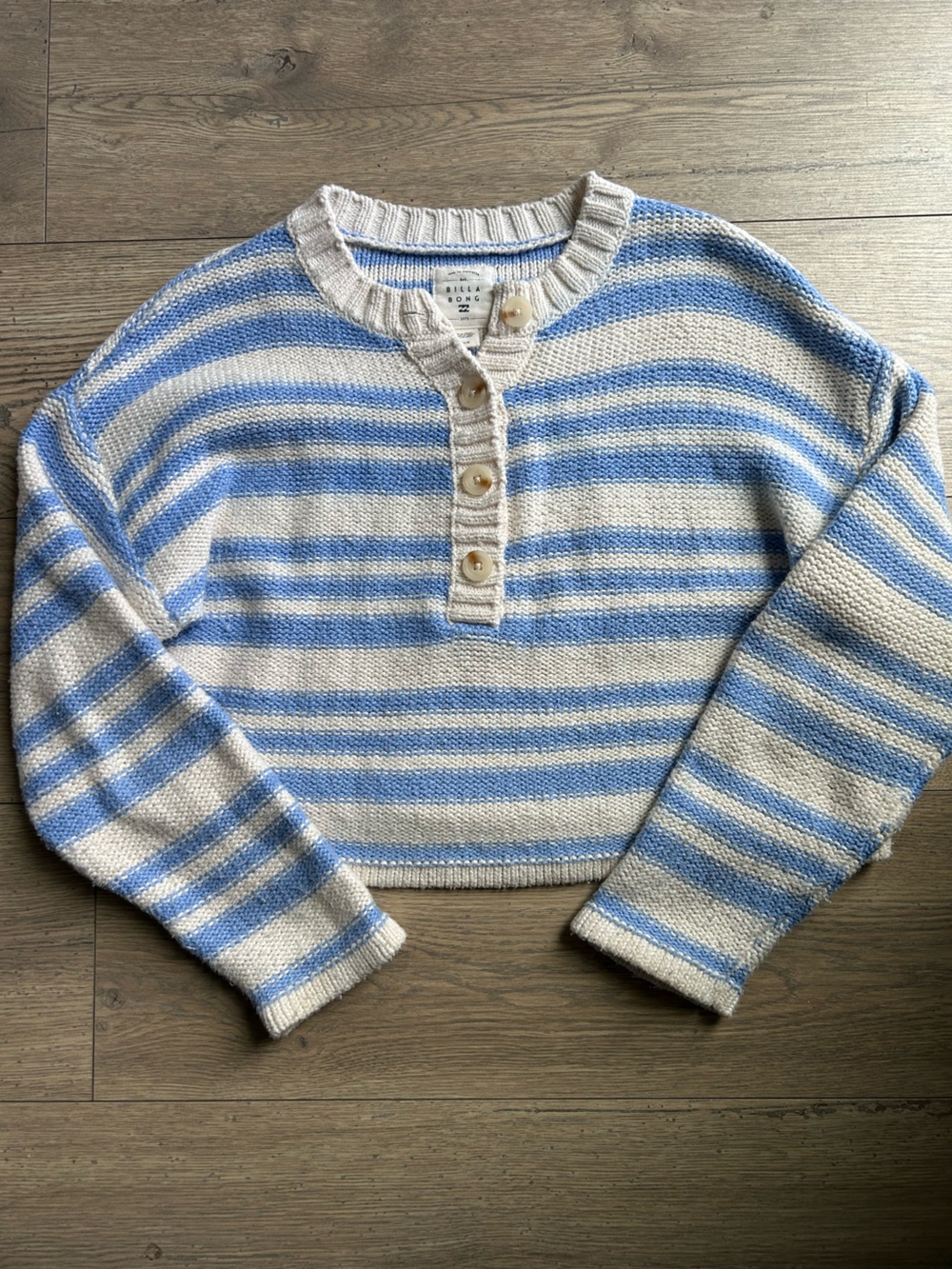 Billabong Cream and Light Blue Striped Cropped Knit Sweater